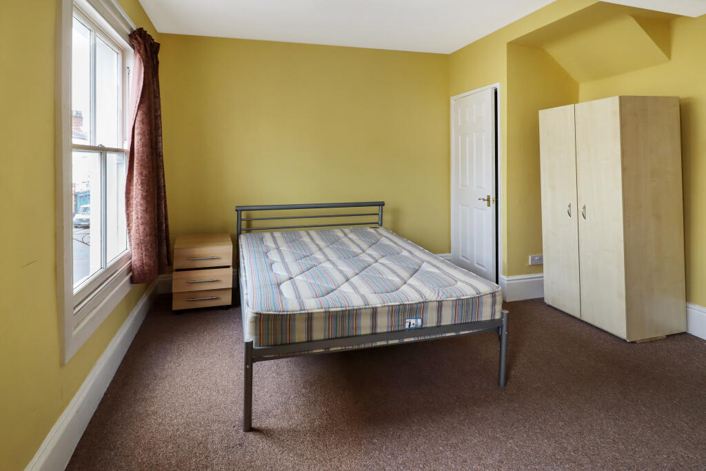 Additional image 4 of Flat 1, 21 Clemens Street, Leamington Spa