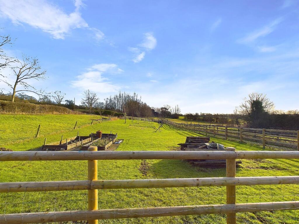 Additional image 42 of Wash Hills Close, Brassington, Matlock