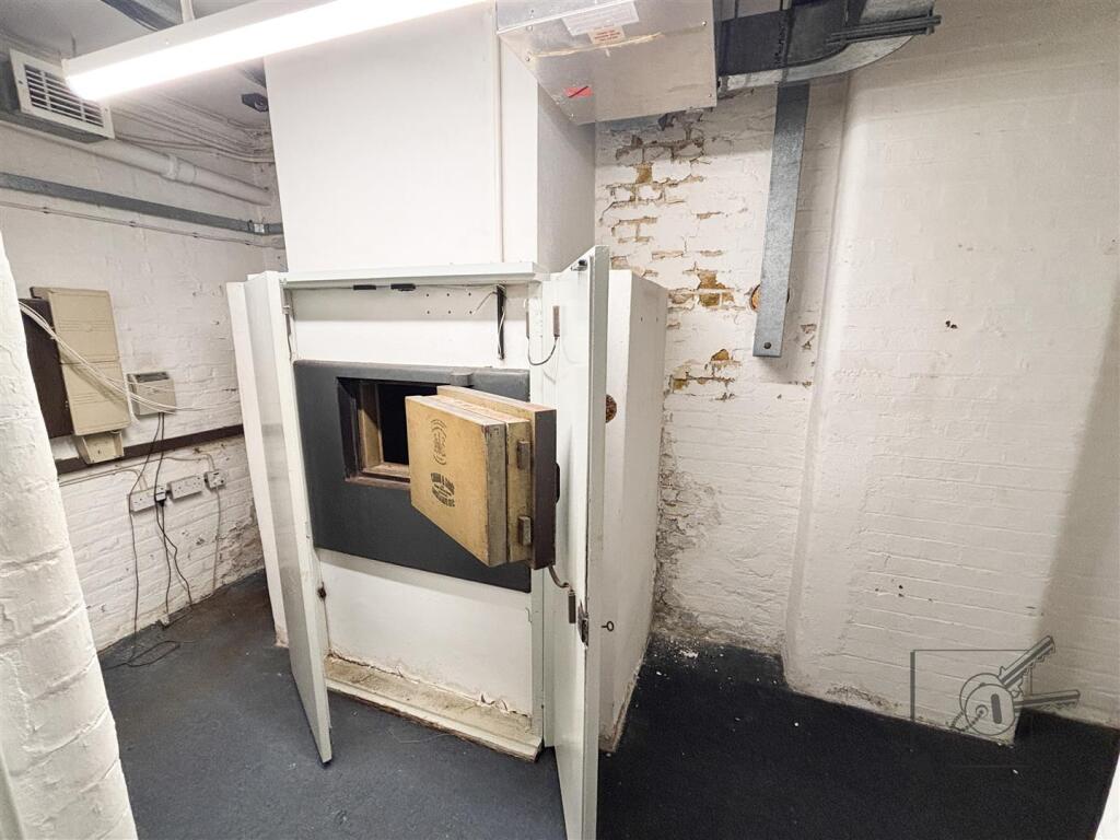 Additional image 18 of King Street, Gravesend, Kent