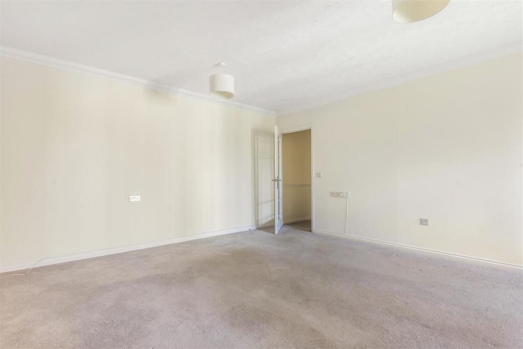 Additional image 14 of Abbots Lodge, Canterbury