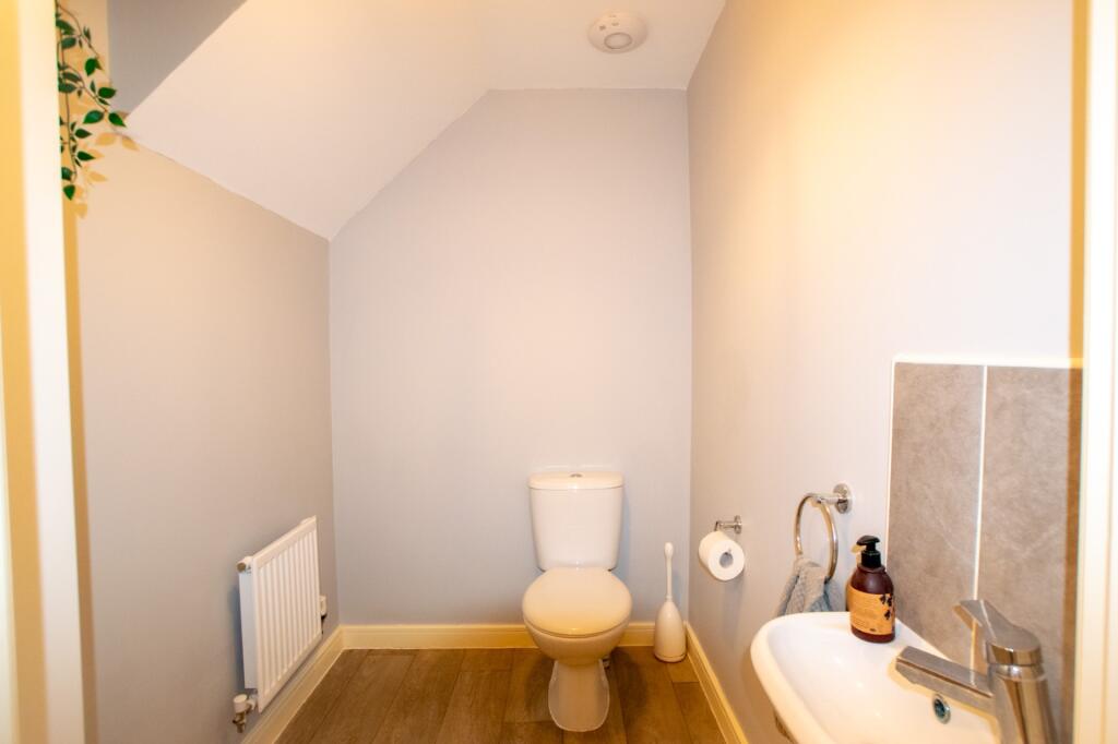 Additional image 7 of Randall Close, Warwick