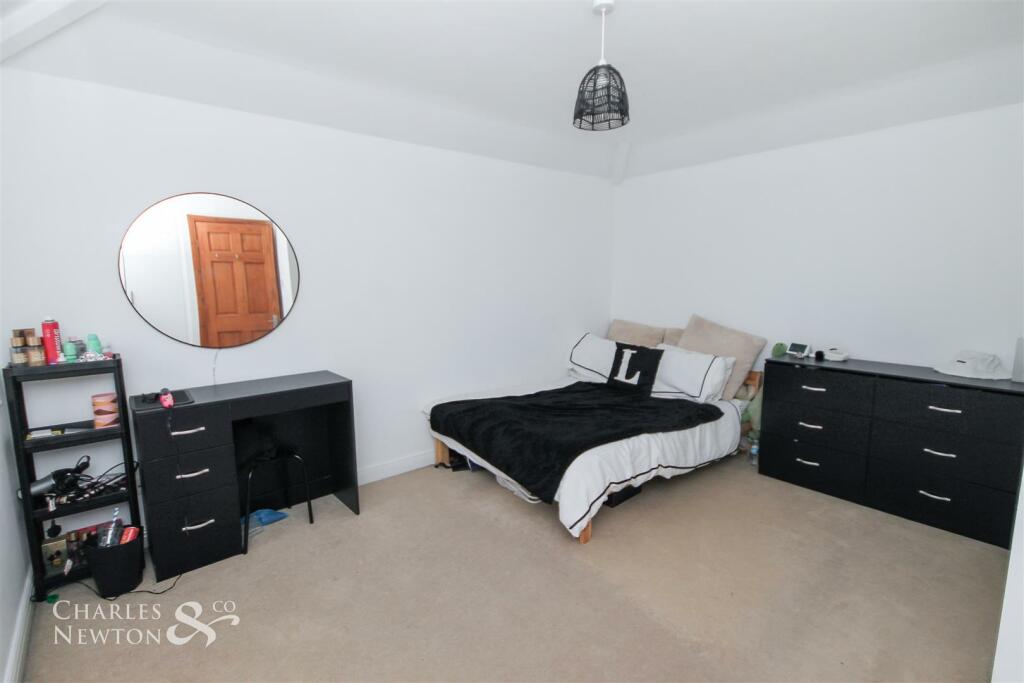 Additional image 16 of Station Road, West Hallam