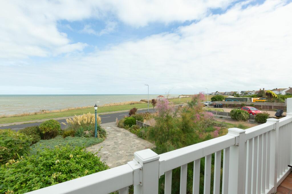 Additional image 28 of The Parade, Birchington, CT7