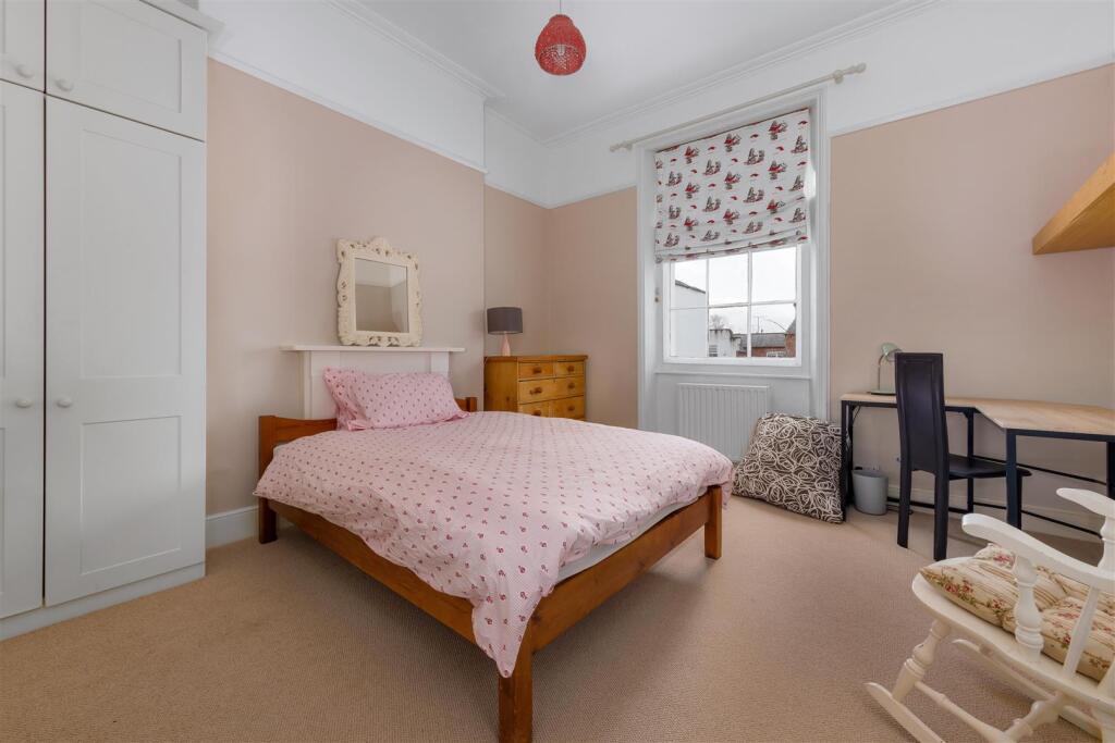 Additional image 9 of Milverton Crescent, Leamington Spa