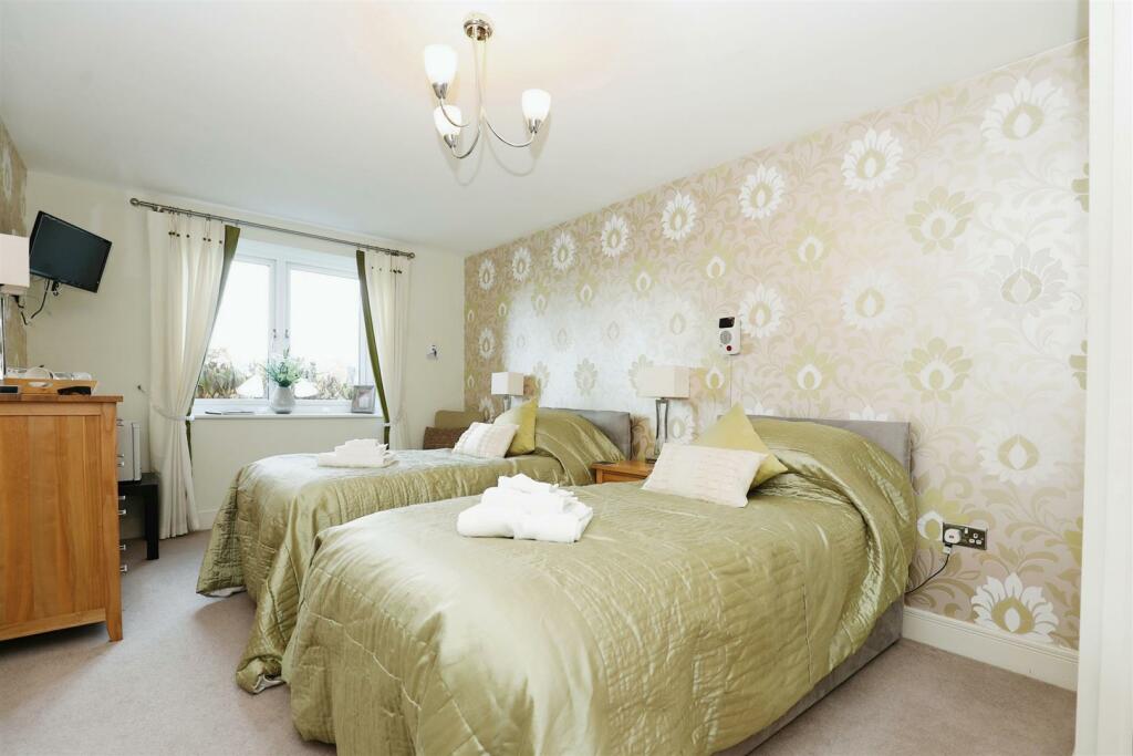 Additional image 25 of Salmon Court, Stratford Road, Wellesbourne, Warwick