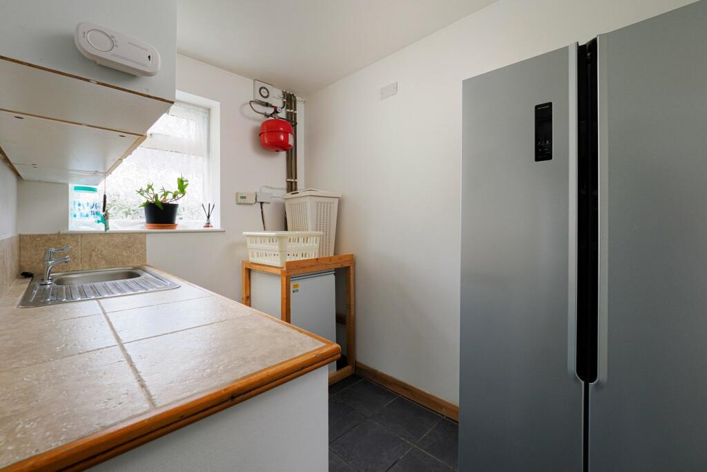 Additional image 14 of Bladbean, Canterbury, CT4