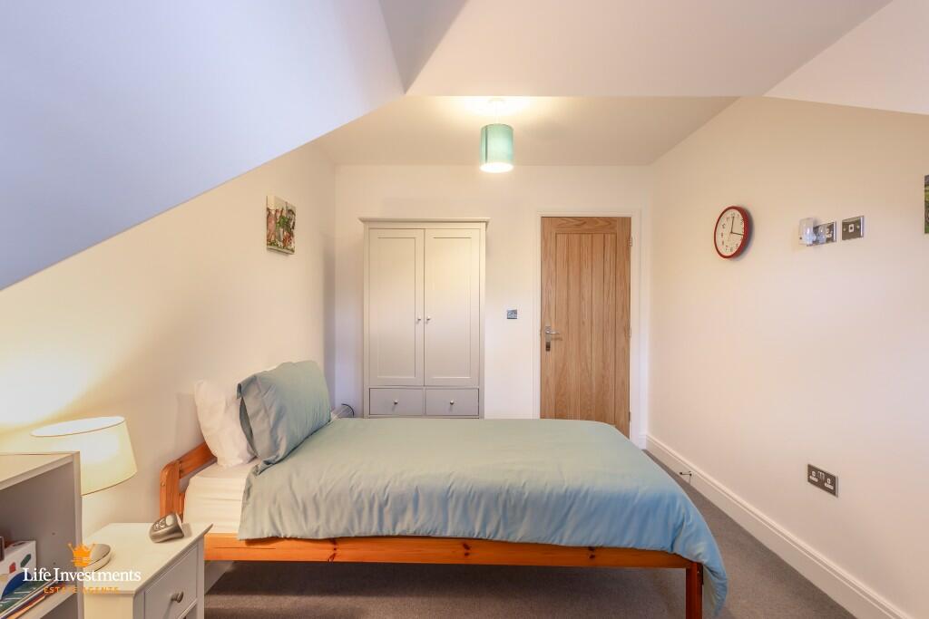 Additional image 65 of Coombe Road, Rugby, Warwickshire, CV23