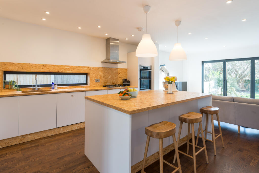 Additional image 7 of St. Marys Grove, Whitstable