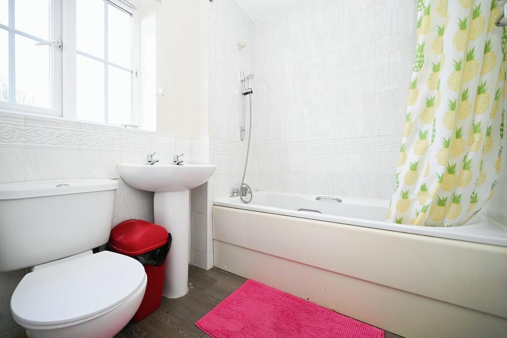 Additional image 15 of Crowsfurlong, Rugby, Warwickshire