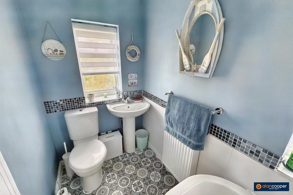 Additional image 15 of Nuneaton Road, Bulkington, CV12 9SB