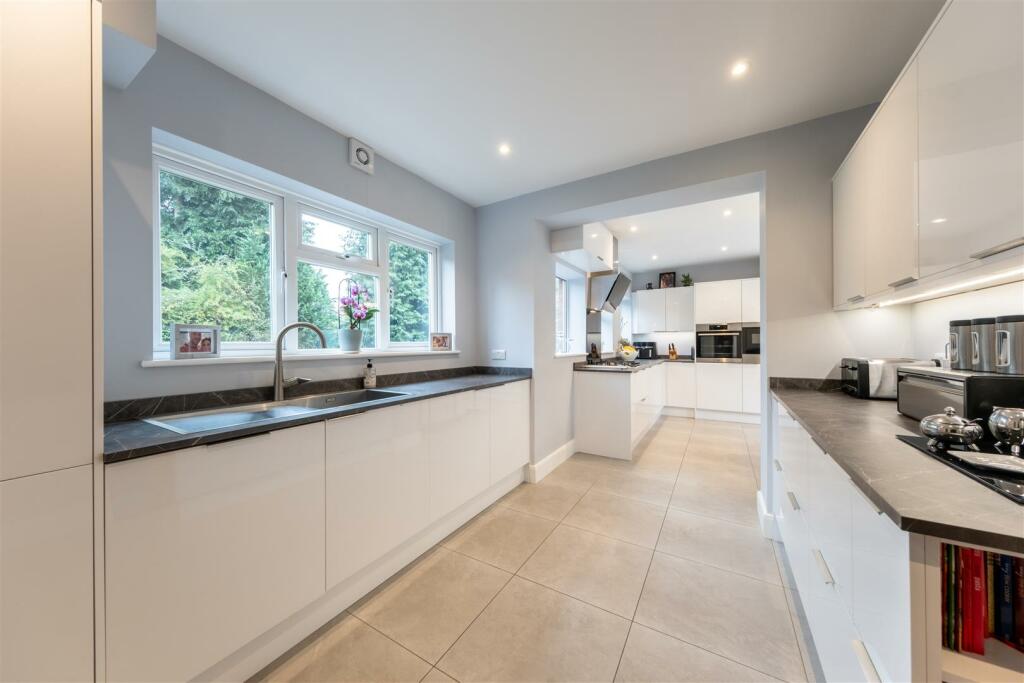 Additional image 12 of Rosslyn Lane, Cuddington