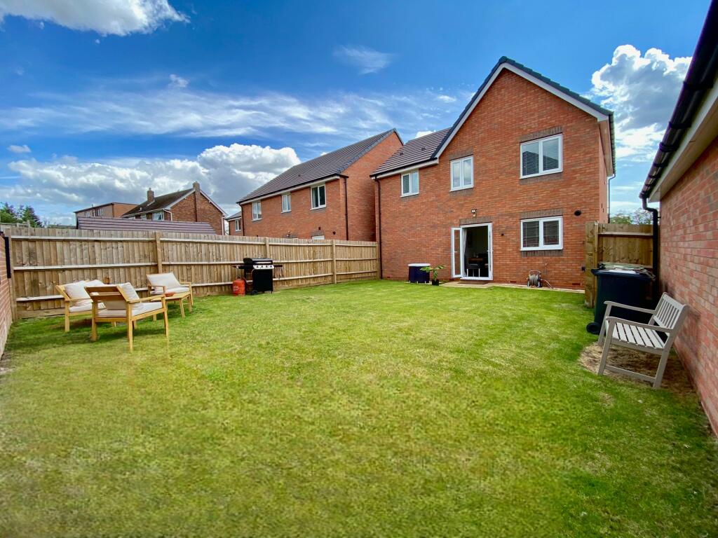 Additional image 28 of Wem Drive, Bulkington, CV12