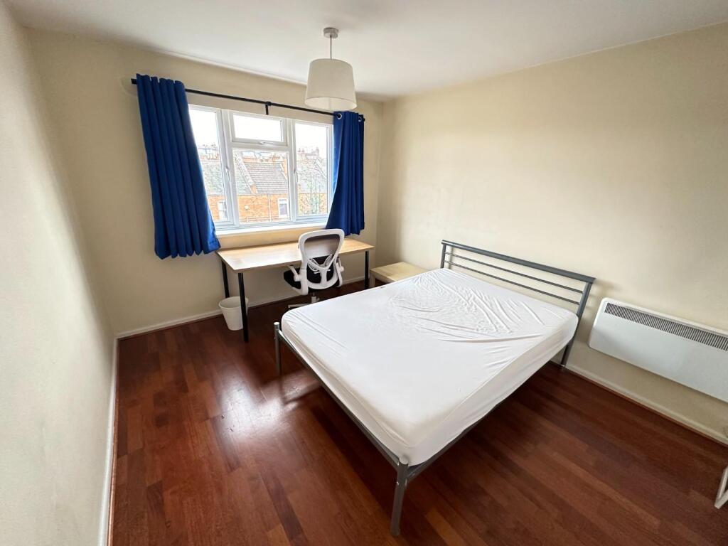 Additional image 6 of Russell Terrace, Leamington Spa