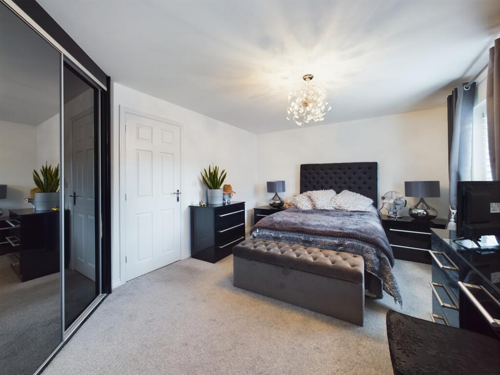 Additional image 7 of Persian Close, City Point