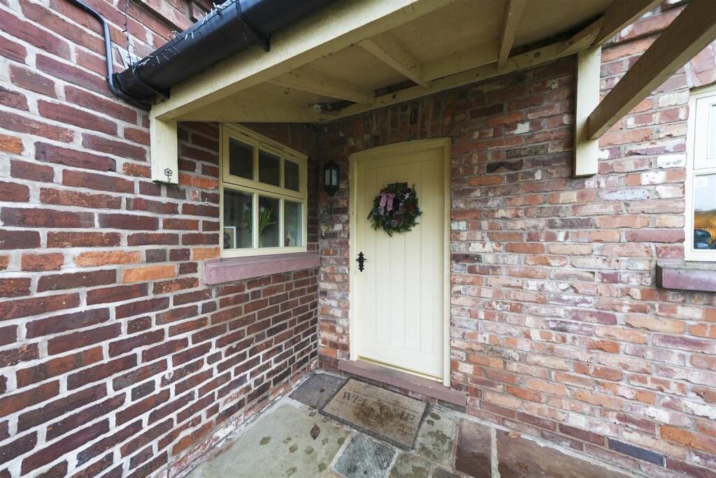 Additional image 24 of Bluebell Cottage, Off Macclesfield Road, Holmes Chapel