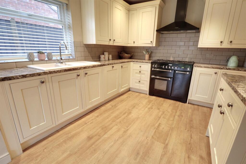 Additional image 11 of Kings Drive, Wistaston, Crewe