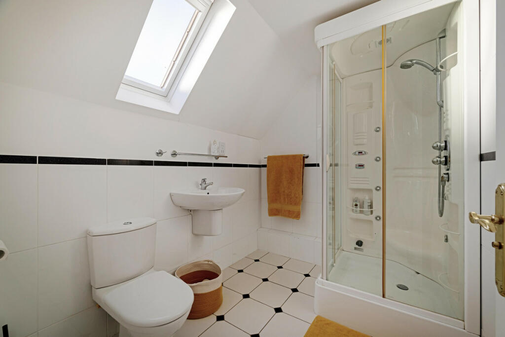 Additional image 19 of The Hall Close, Rugby, Dunchurch CV22 6NP