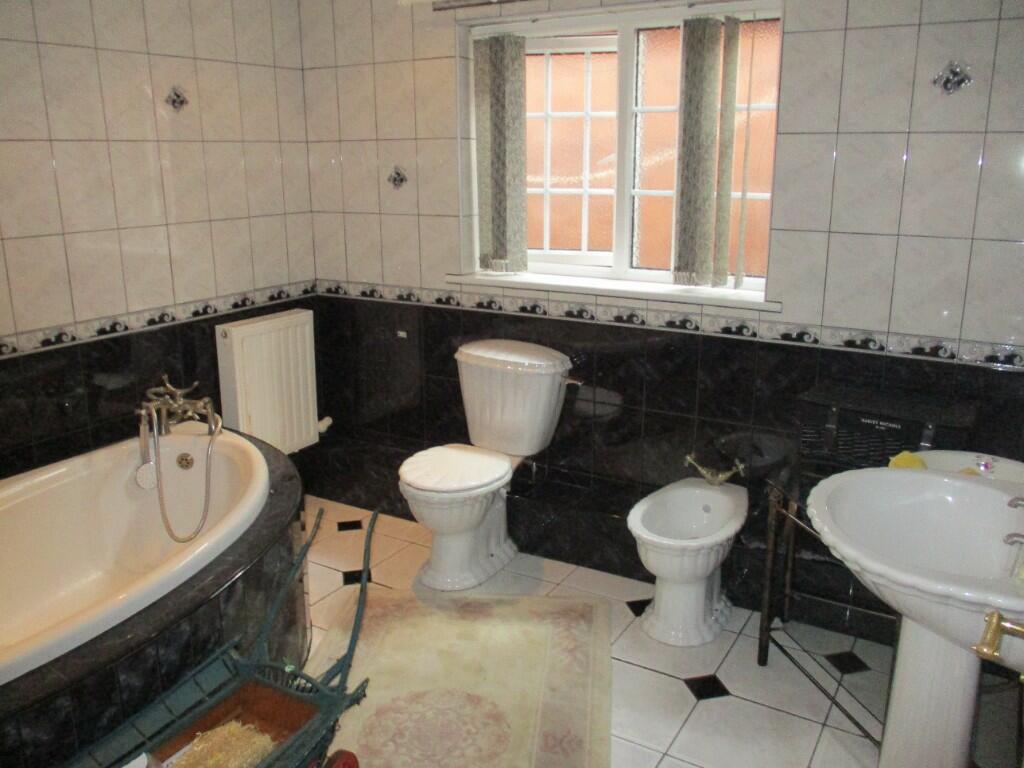 Additional image 18 of The Bungalow, Annan Road, Annan, Dumfriesshire, DG12 6PA