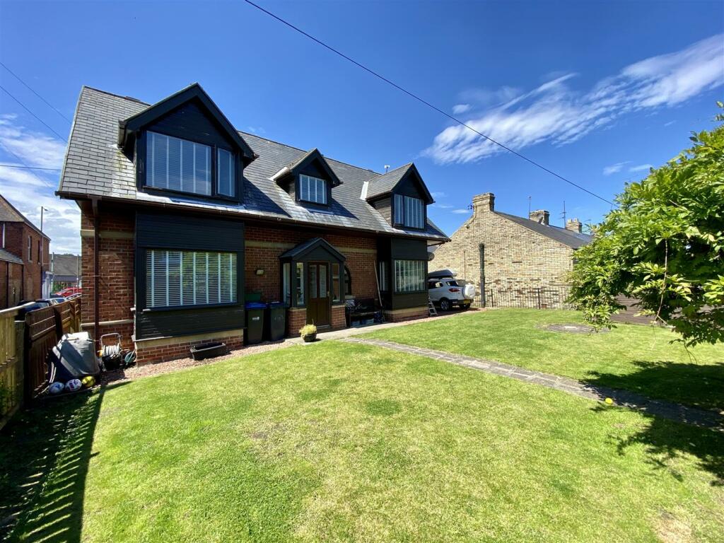 Primary image of Deerness Lodge, Esh Winning, Durham