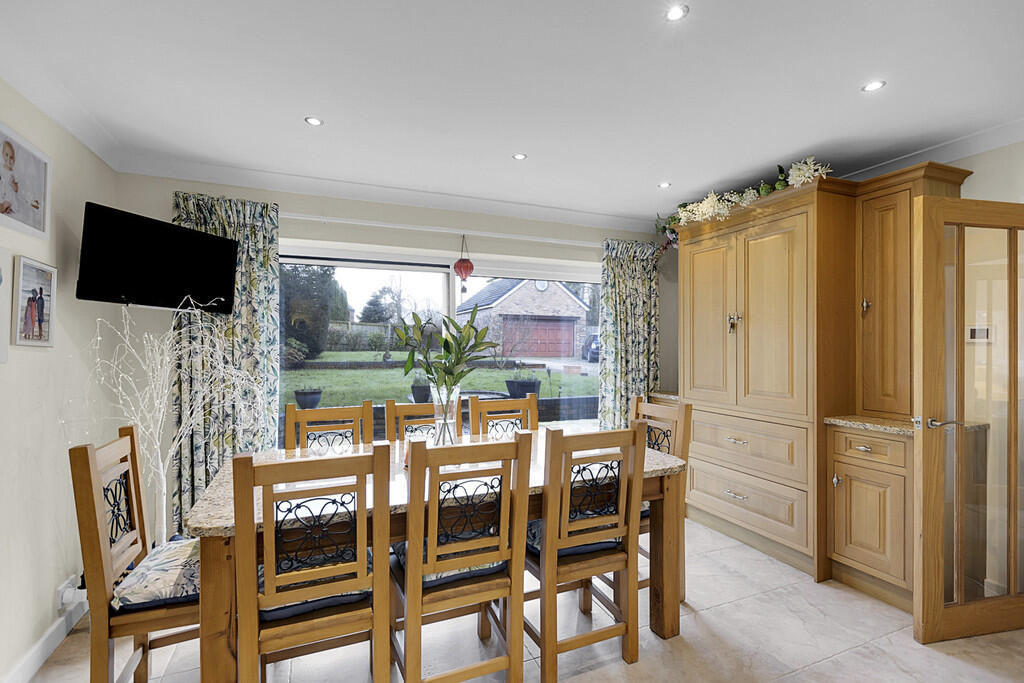 Additional image 6 of Beauty Bank