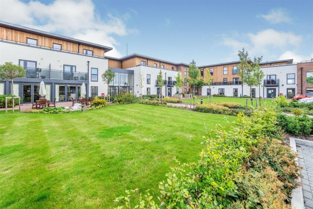 Additional image 23 of Harvard Place, Stratford-Upon-Avon, Warwickshire CV37 8GA