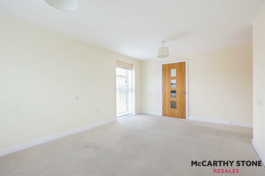 Additional image 4 of Harvard Place, Stratford-Upon-Avon, Warwickshire CV37 8GA