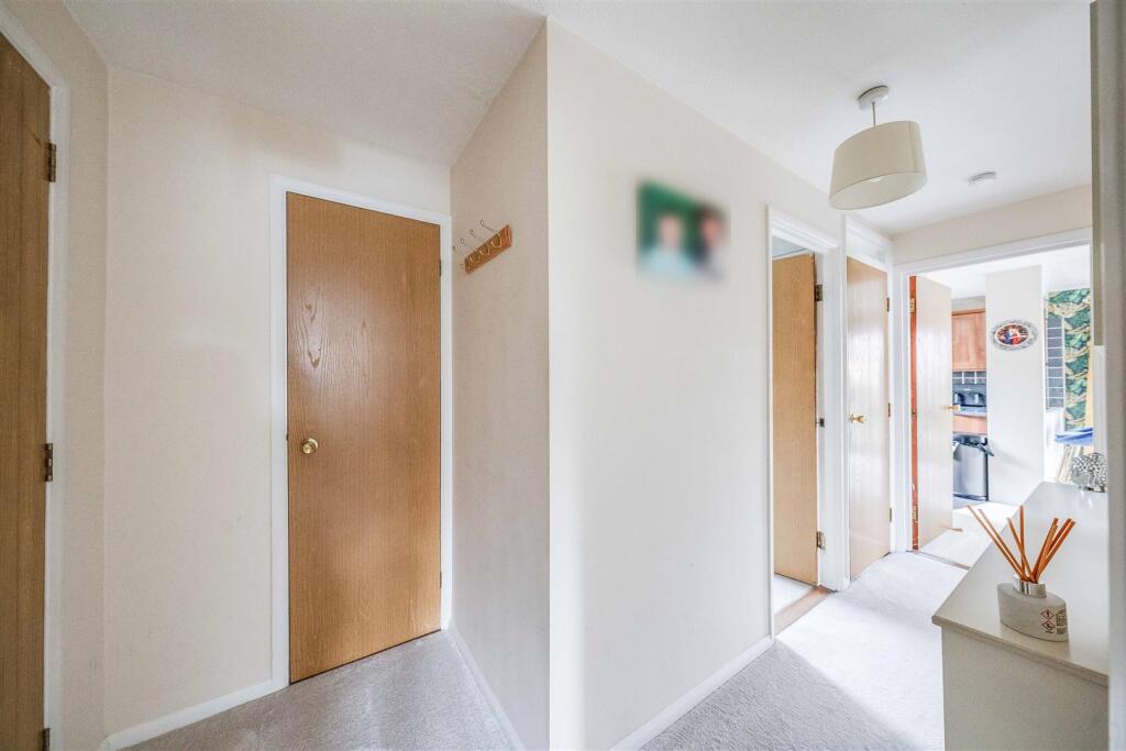 Additional image 11 of Woodfall Drive, Crayford