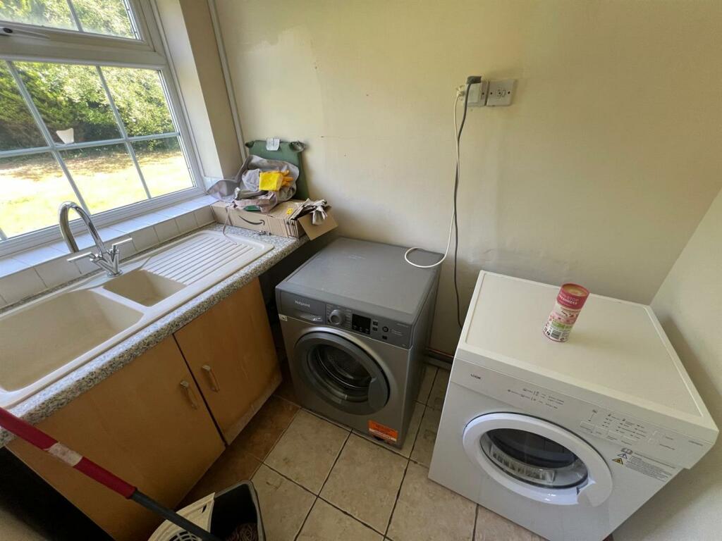Additional image 5 of Highwaymans Croft, Coventry, CV4 7EA