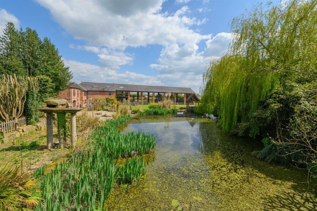 Additional image 9 of Oak Bank Barn & French Barn, Heatley Lane, Broomhall, Nantwich