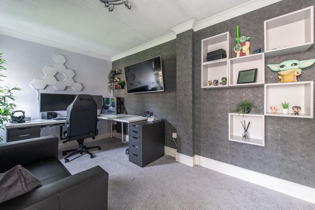 Additional image 4 of Rowmarsh Close, Northfleet, Gravesend, Kent, DA11