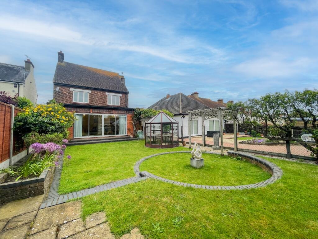 Additional image 13 of Central Avenue, Gravesend, DA12