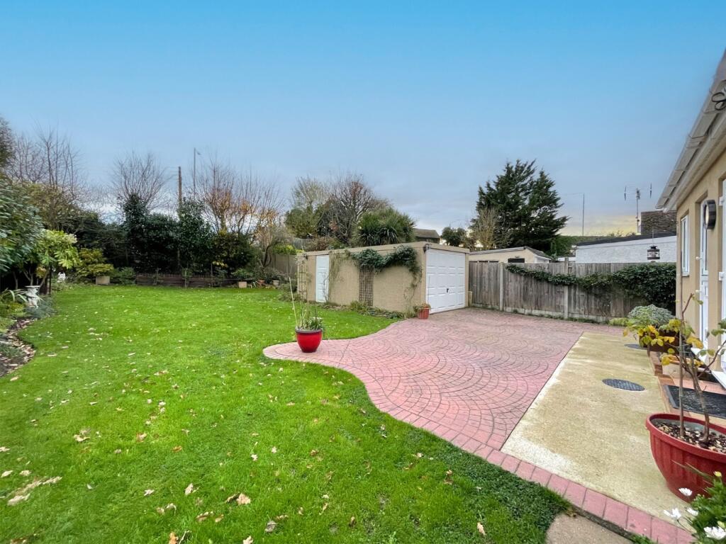 Additional image 15 of Coutts Avenue, Shorne, Gravesend, Kent, DA12