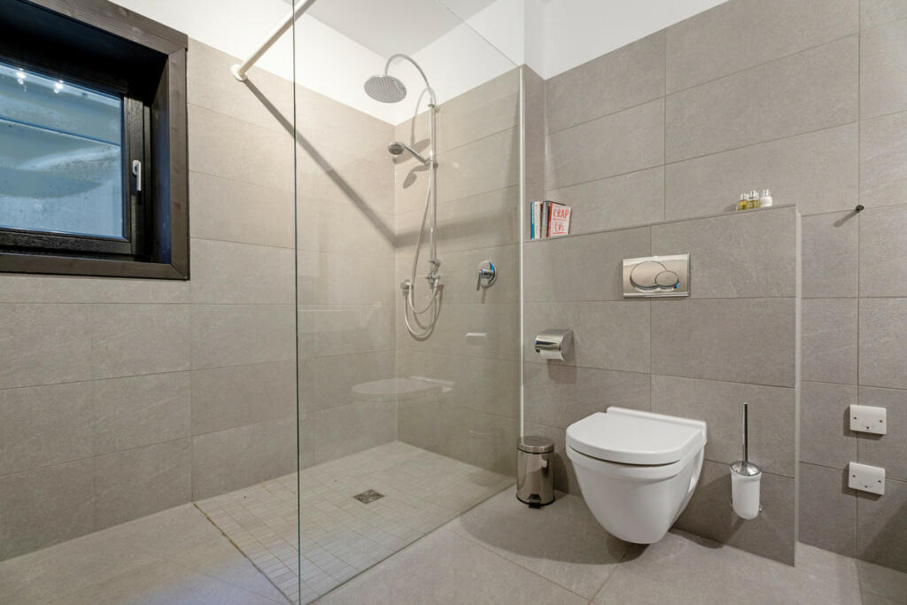 Additional image 38 of Fairway Rise Kenilworth, Warwickshire, CV8 2XN