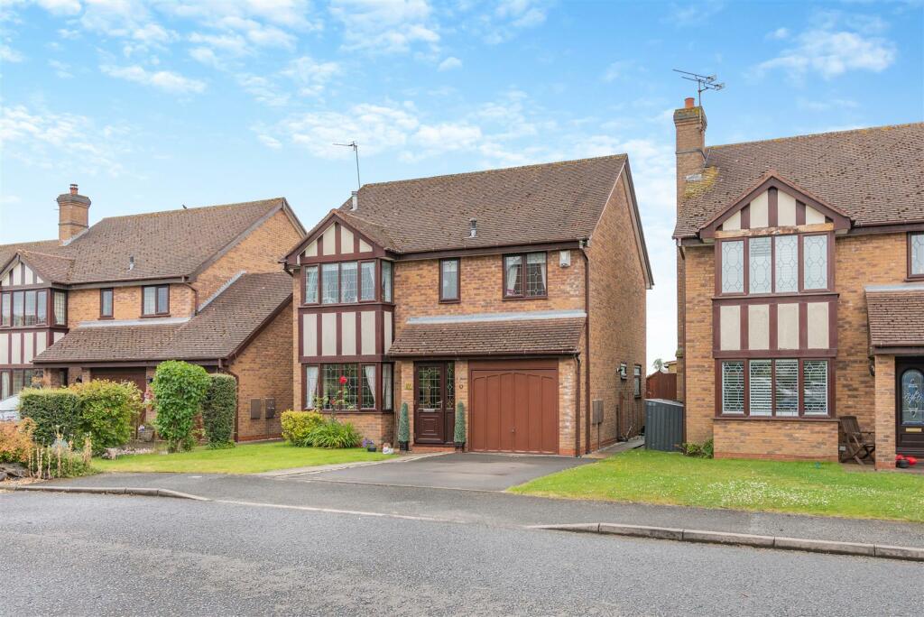 Additional image 24 of Detached family home in village location with rural views
