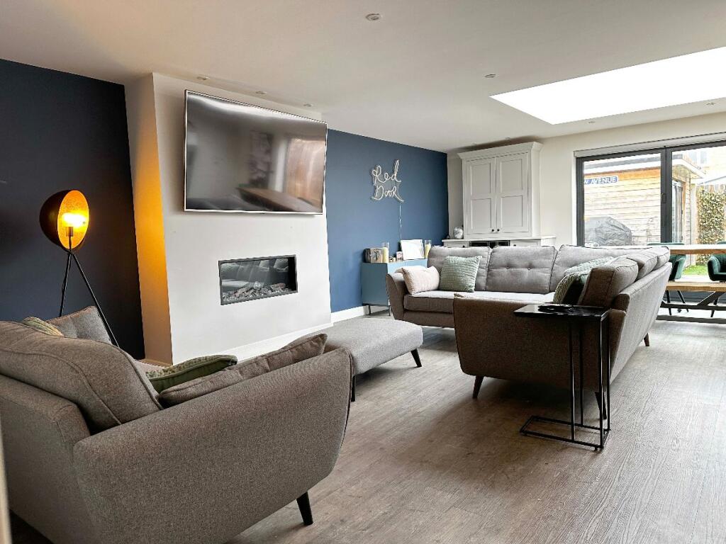 Additional image 3 of Priors Grove Close, Chase Meadow, Warwick