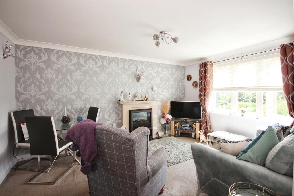 Additional image 4 of Merlin Way, Warwick