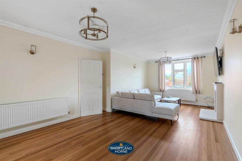 Additional image 14 of Arnold Avenue, Styvechale, Coventry