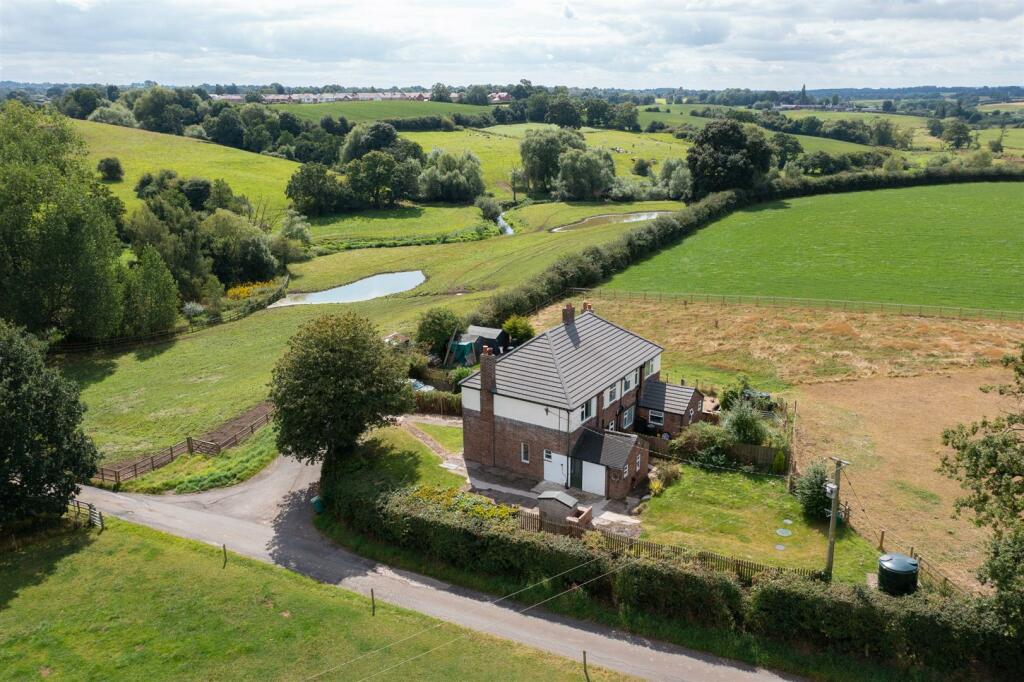 Additional image 17 of Monks Hall Cottages, Mill Lane, Hankelow, Cheshire