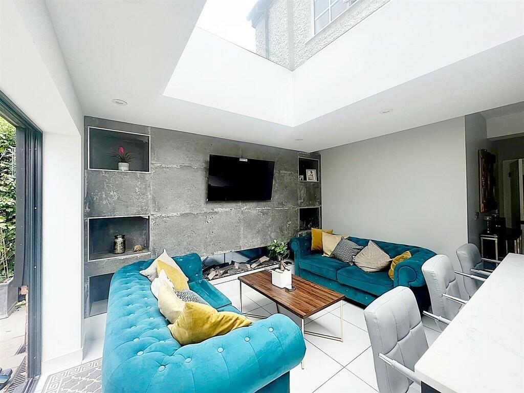 Additional image 13 of Leyes Lane, Kenilworth