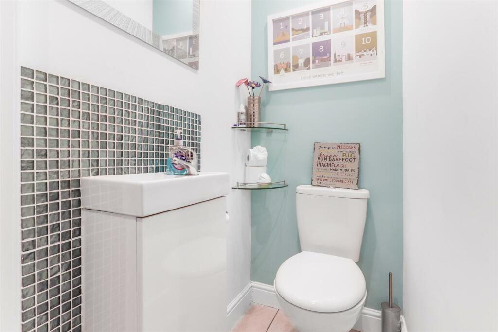 Additional image 24 of Towers Close, Kenilworth