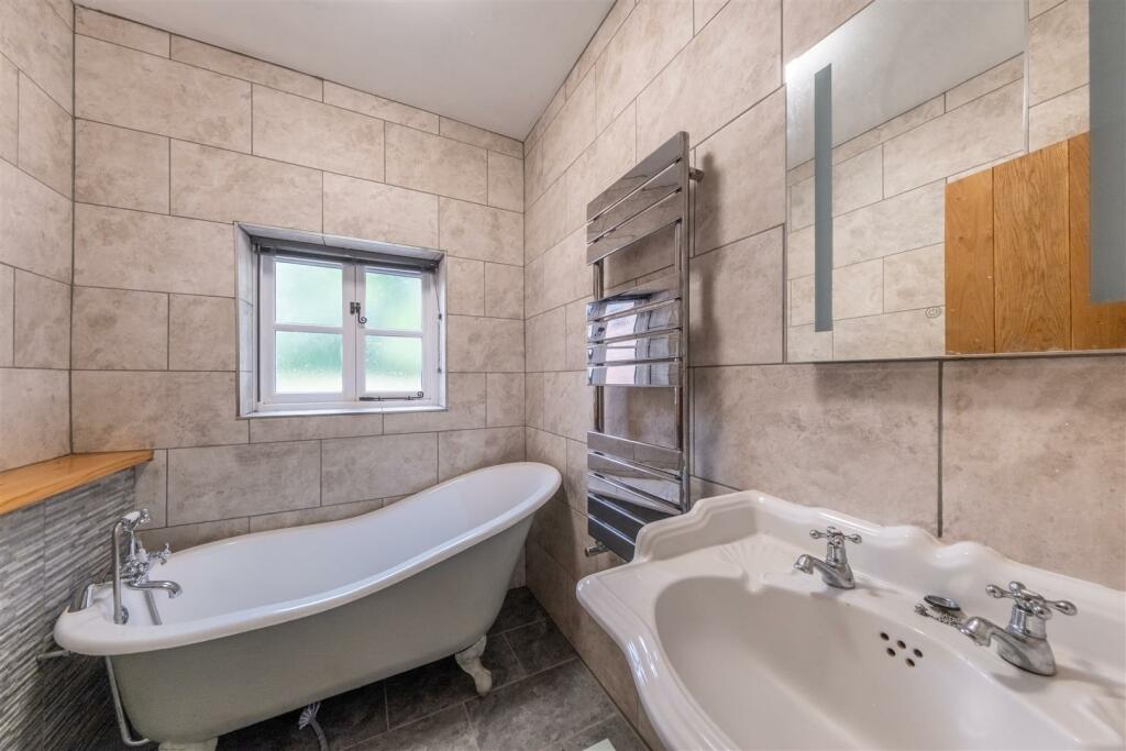 Additional image 20 of Whitchurch Road, Beeston