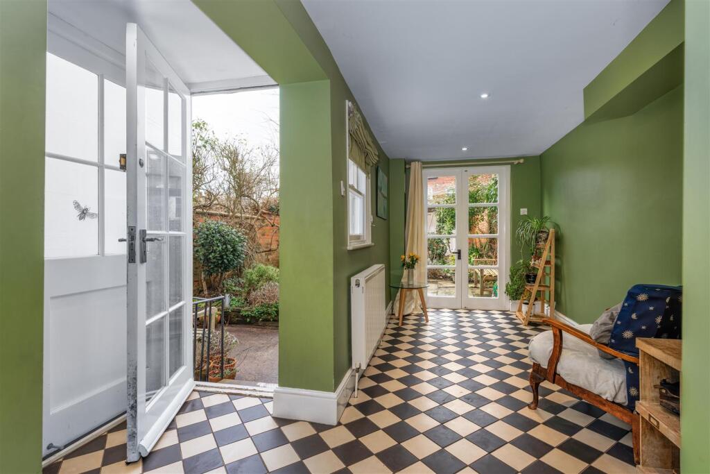 Additional image 23 of Milverton Crescent, Leamington Spa