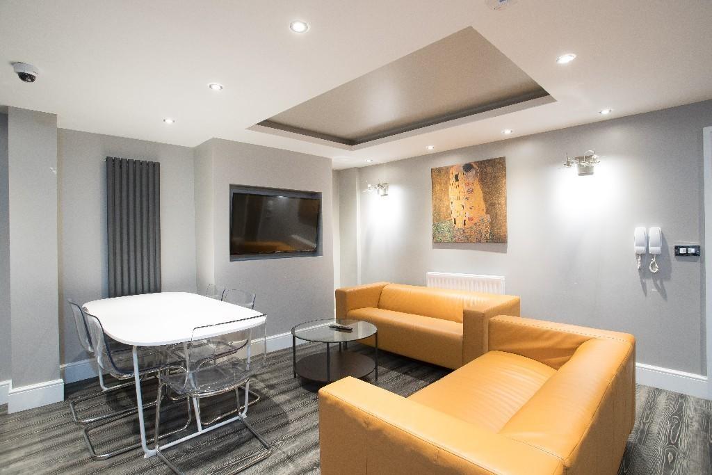 Additional image 4 of Crewe, Cheshire, CW2 (Apollo Buckingham Students)