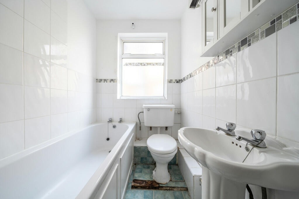 Additional image 10 of Essex Road, Dartford, Kent