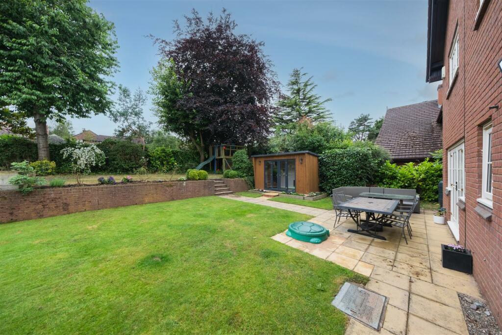 Additional image 37 of St. Johns Way, Sandiway, Cheshire