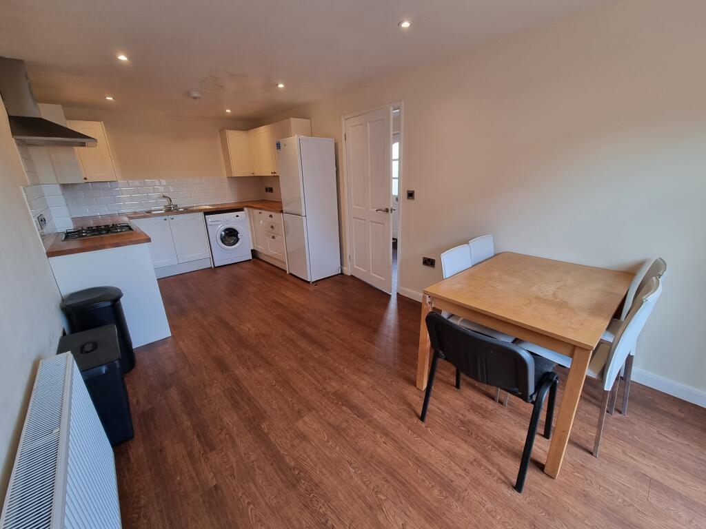 Additional image 4 of 6 Princes Court, Princes Street