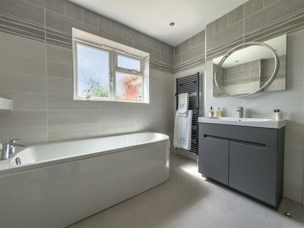 Additional image 23 of The Long Shoot, Nuneaton