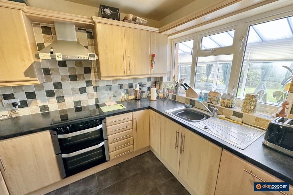 Additional image 7 of Dingley Road, Bulkington, CV12 9LP
