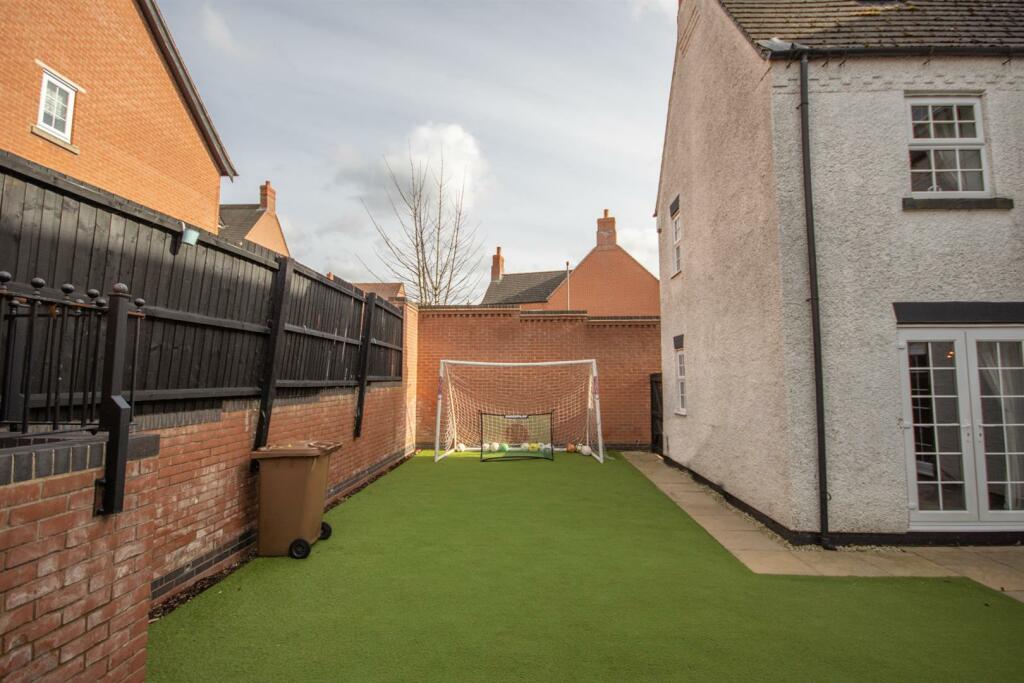 Additional image 32 of Luton Road, Church Gresley, Swadlincote