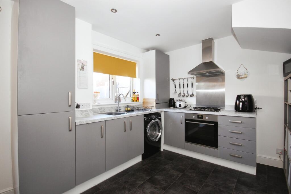 Additional image 4 of Foster Drive, Radford Semele, Leamington Spa